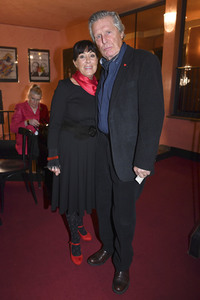 Theaterpremiere 'Alle unter eine Tanne' in München