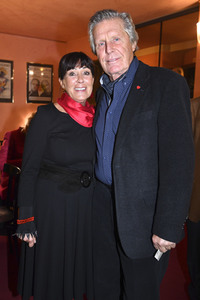 Theaterpremiere 'Alle unter eine Tanne' in München