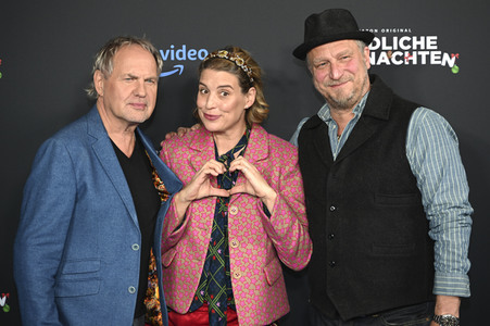 Serienpremiere 'Friedliche Weihnachten' in München