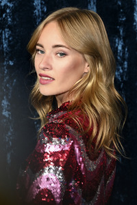 Serienpremiere 'Friedliche Weihnachten' in München