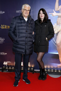 Revuepremiere 'Berlin Berlin - Die große Show der Goldenen 20er Jahre' in Berlin