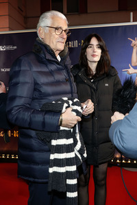 Revuepremiere 'Berlin Berlin - Die große Show der Goldenen 20er Jahre' in Berlin