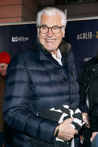 Revuepremiere 'Berlin Berlin - Die große Show der Goldenen 20er Jahre' in Berlin