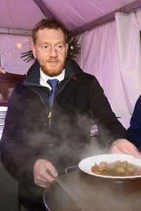 Michael Kretschmer auf dem Christkindelmarkt in Görlitz