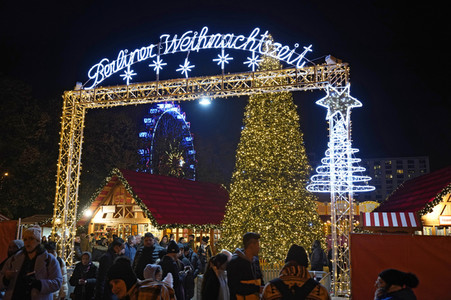 Weihnachtsmarkt am Roten Rathaus 2022 in Berlin