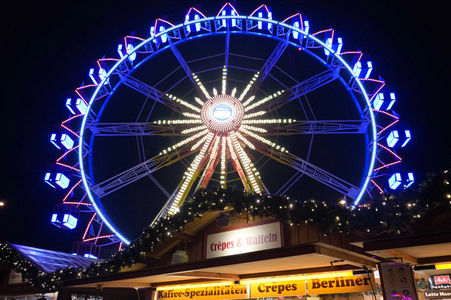 Weihnachtsmarkt am Roten Rathaus 2022 in Berlin