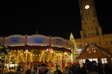 Weihnachtsmarkt am Roten Rathaus 2022 in Berlin