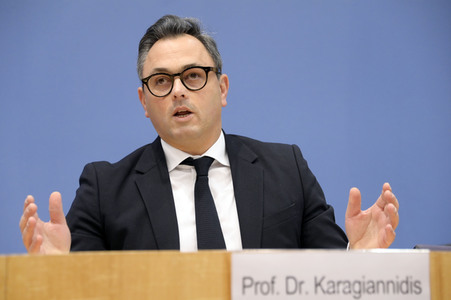 Bundespressekonferenz Reformvorschläge der Regierungskommission Krankenhausversorgung in Berlin