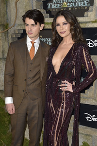 Serienpremiere 'National Treasure: Edge of History' in Los Angeles