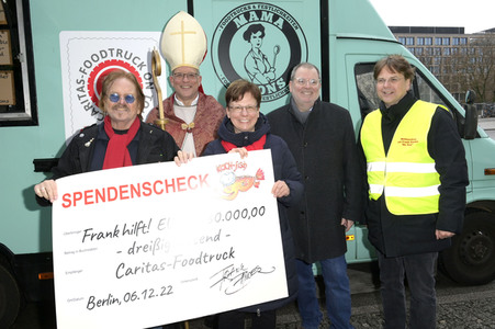 Pressetermin mit Frank Zander zur Aktion 'Weihnachten mit Frank on Tour' in Berlin