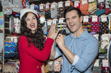 Giveaway Event 'Season of Giving' in Los Angeles