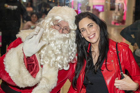 Giveaway Event 'Season of Giving' in Los Angeles