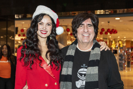 Giveaway Event 'Season of Giving' in Los Angeles