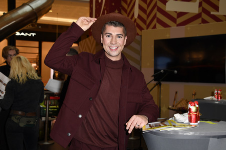 Promi Charity Event zugunsten des Strassenfeger e. V. in Berlin