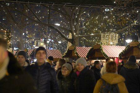 Weihnachtsmarkt an der Gedächtniskirche 2022 in Berlin