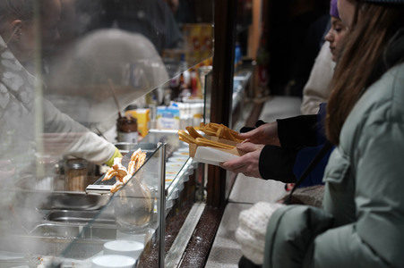 Weihnachtsmarkt an der Gedächtniskirche 2022 in Berlin