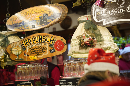 Weihnachtsmarkt an der Gedächtniskirche 2022 in Berlin