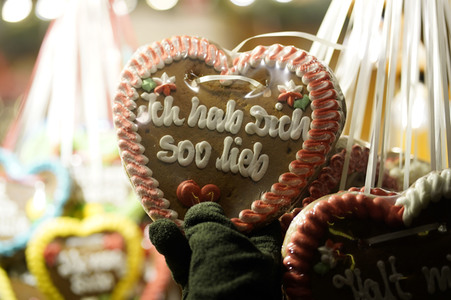 Weihnachtsmarkt an der Gedächtniskirche 2022 in Berlin