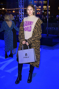 Filmpremiere 'Avatar: The Way of Water' in Berlin