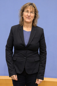 Bundespressekonferenz Rüstungsexportbericht 2022 in Berlin