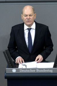 75. Sitzung des Deutschen Bundestages in Berlin