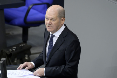 75. Sitzung des Deutschen Bundestages in Berlin