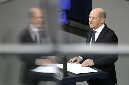 75. Sitzung des Deutschen Bundestages in Berlin