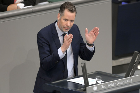 75. Sitzung des Deutschen Bundestages in Berlin