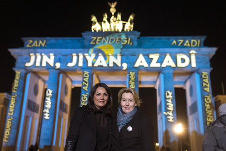 Solidaritätsdemo für die Frauen im Iran in Berlin
