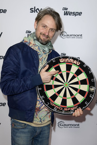 Season 2 Premiere 'Die Wespe' in Berlin