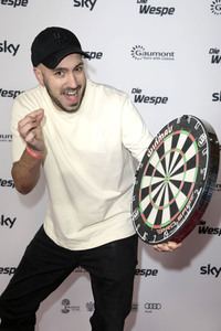 Season 2 Premiere 'Die Wespe' in Berlin