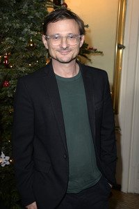 Season 2 Premiere 'Die Wespe' in Berlin