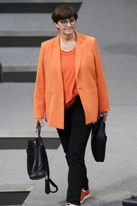 76. Sitzung des Deutschen Bundestages in Berlin