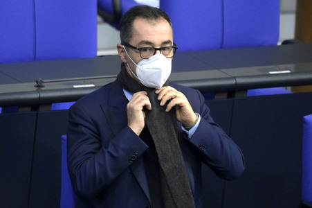 76. Sitzung des Deutschen Bundestages in Berlin