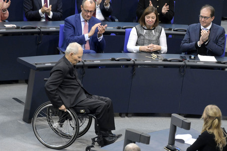 76. Sitzung des Deutschen Bundestages in Berlin