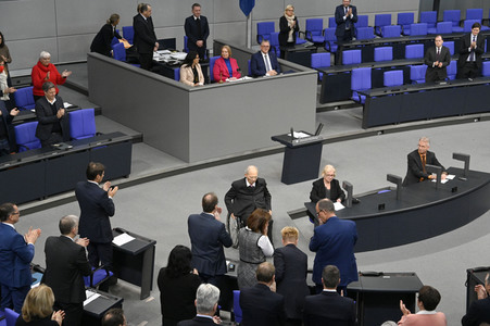 76. Sitzung des Deutschen Bundestages in Berlin