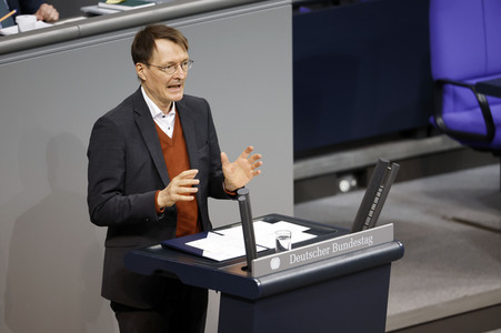76. Sitzung des Deutschen Bundestages in Berlin