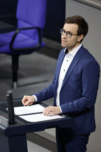 76. Sitzung des Deutschen Bundestages in Berlin