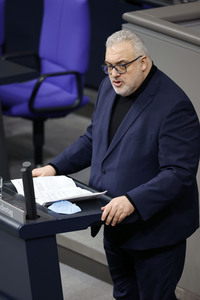 76. Sitzung des Deutschen Bundestages in Berlin