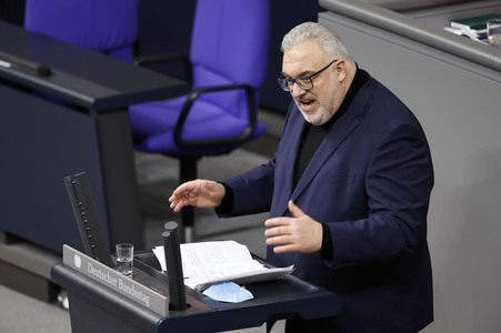 76. Sitzung des Deutschen Bundestages in Berlin