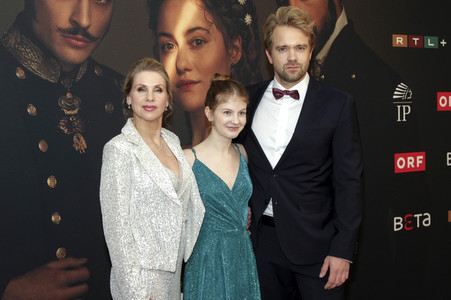 Season 2 Premiere 'Sisi' in Wien