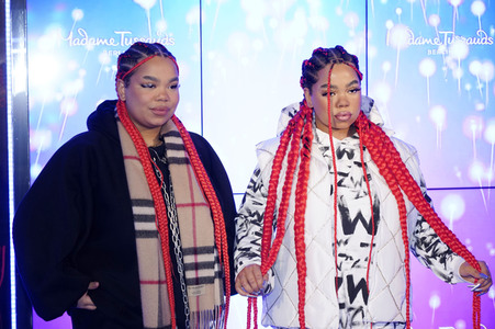 Enthüllung der Wachsfigur von Zoe Wees in Berlin