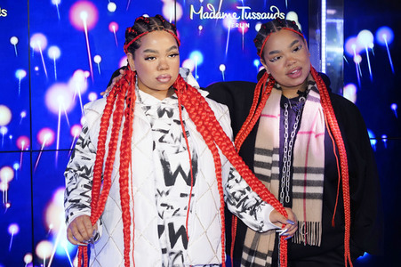 Enthüllung der Wachsfigur von Zoe Wees in Berlin