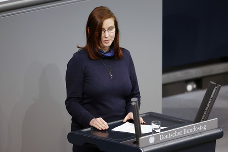 77. Sitzung des Deutschen Bundestages in Berlin