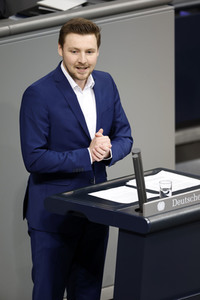 77. Sitzung des Deutschen Bundestages in Berlin