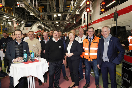 Eröffnung der erweiterten Halle im ICE-Werk Rummelsburg in Berlin