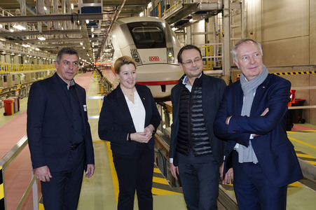 Eröffnung der erweiterten Halle im ICE-Werk Rummelsburg in Berlin