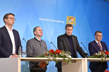 Pressekonferenz zur Sitzung des Ministerrates in Nürnberg