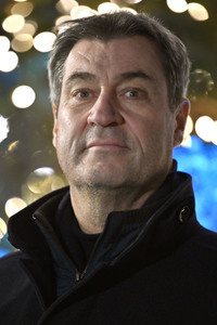 Markus Söder besucht den Christkindlesmarkt in Nürnberg