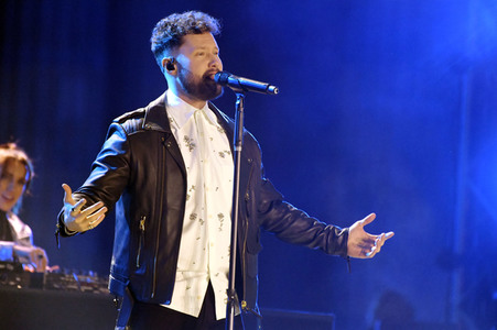 Silvestershow 'Celebrate at the Gate - Willkommen 2023' in Berlin